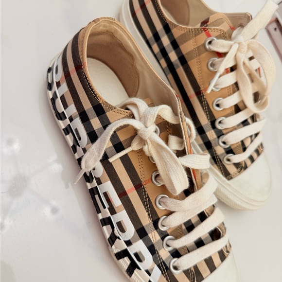 Burberry Shoes - Burberry Beige Classic Check Low-Top Sneakers with White Laces